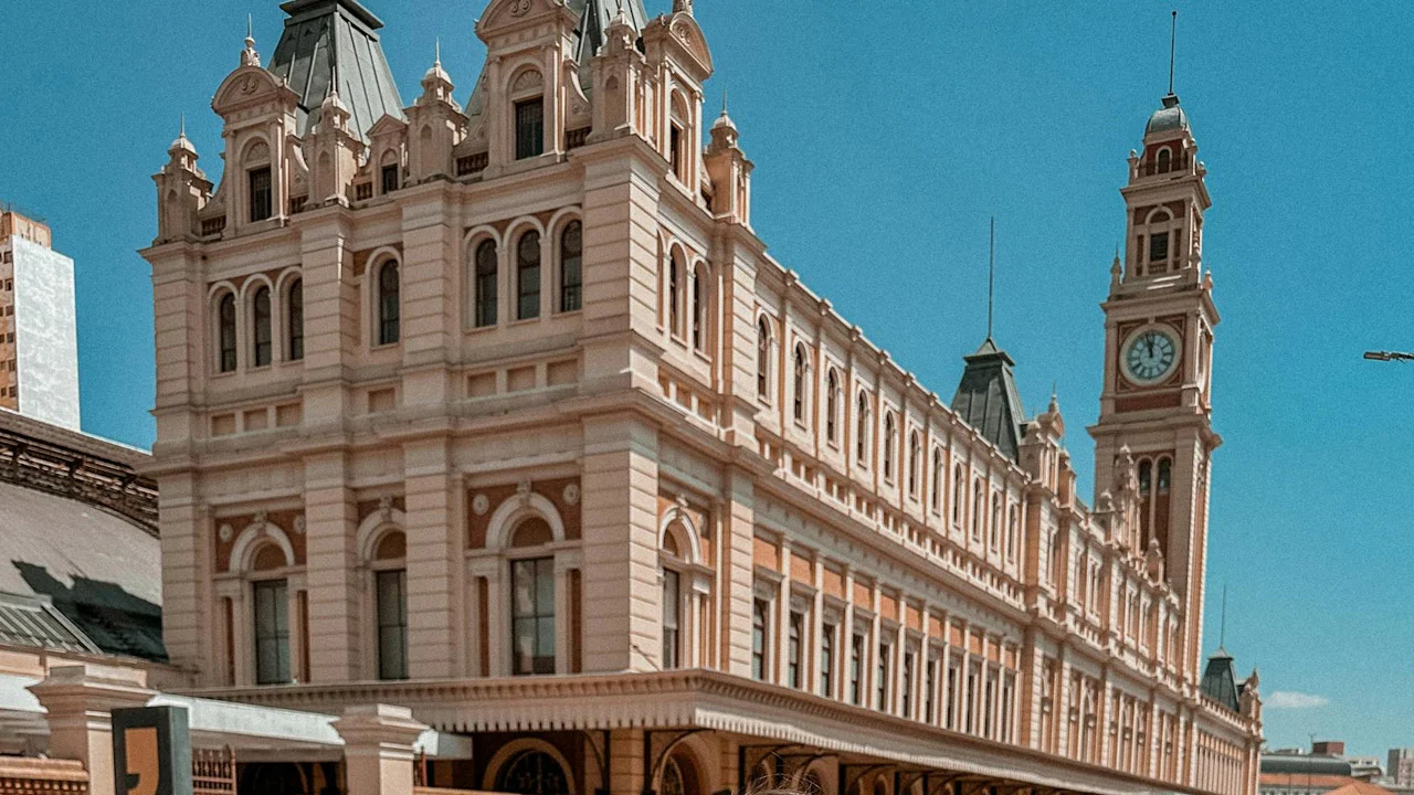 Estação da Luz: Sua história, arquitetura e importância para São Paulo